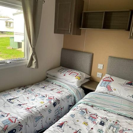 Parkdean Cherry Tree Holiday Park Burgh Castle Belton with Browston 外观 照片
